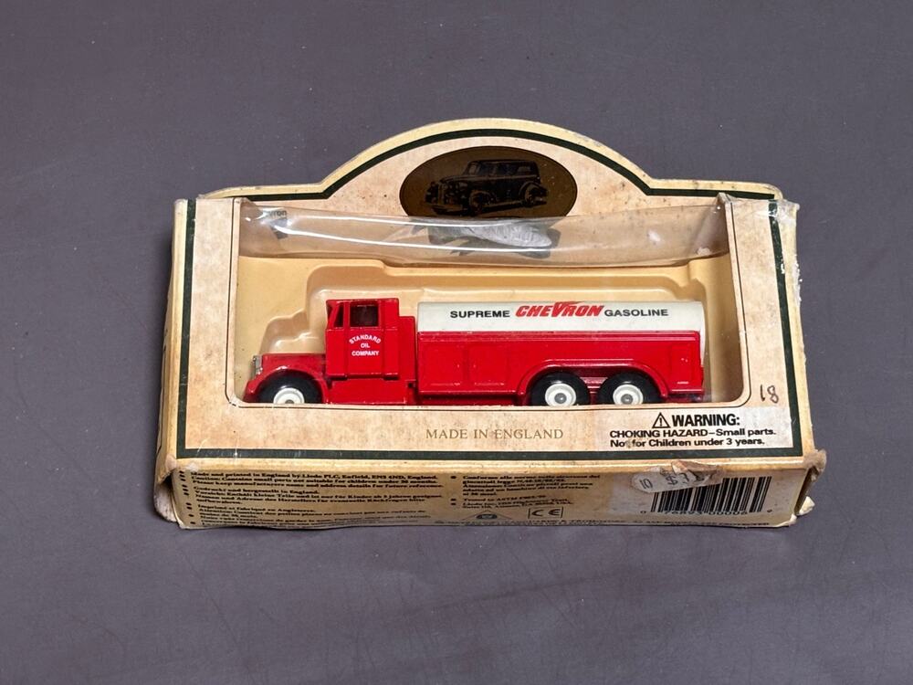 1937 Six Wheel Refined Oil Truck Chevron Gasoline Small Scale Diecast LLedo